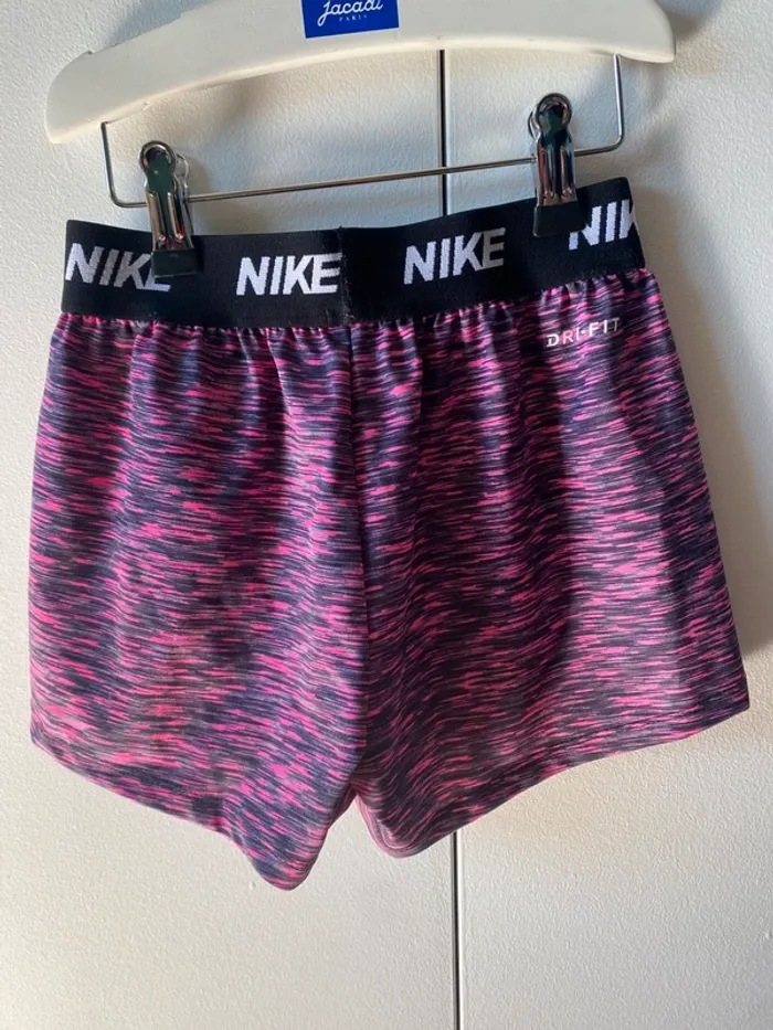 Short Nike - photo numéro 2