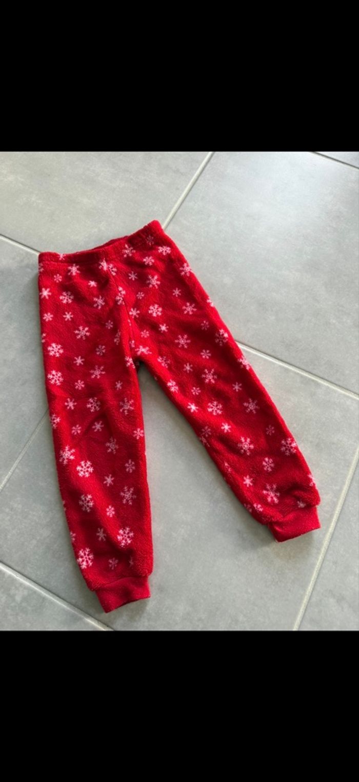 Pyjama 2 pièces polaire 4 ans - photo numéro 9