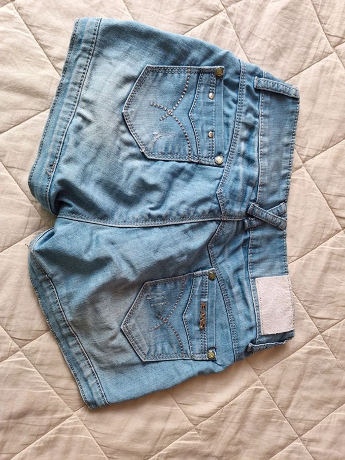 Lots 2 shorts - photo numéro 4