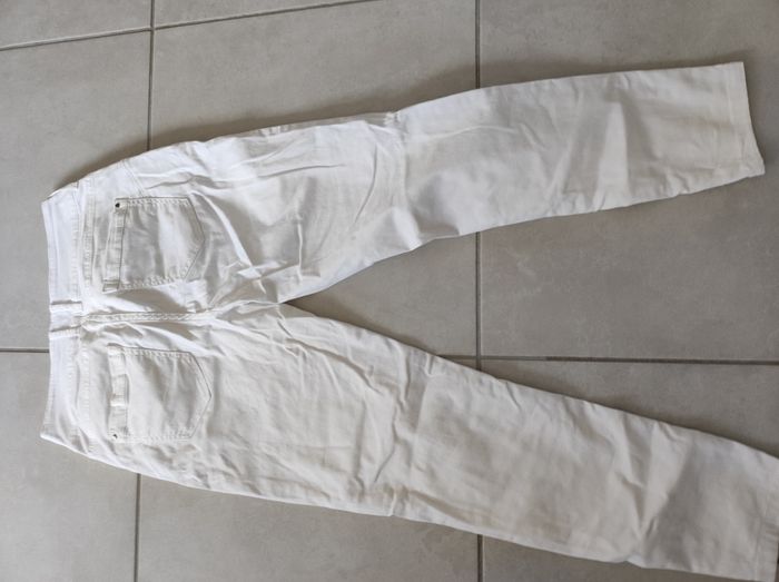 Pantalon blanc - photo numéro 2