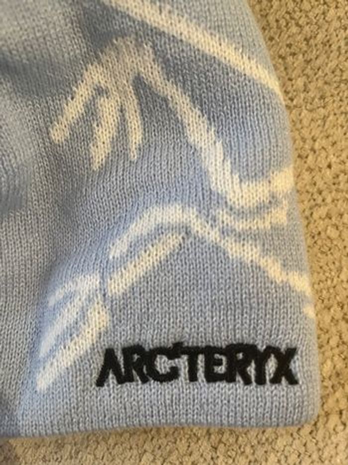 Bonnet Arc’teryx bleu ciel - photo numéro 3