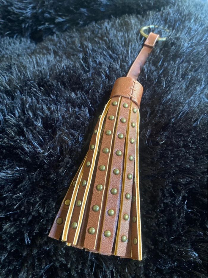 porte-clefs Pampille clouté