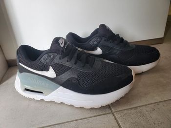 Basket Nike Air Max 38