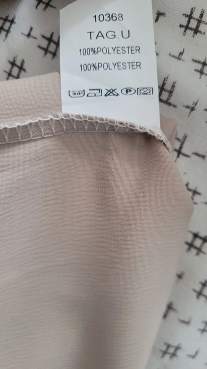Robe satinée - photo numéro 8