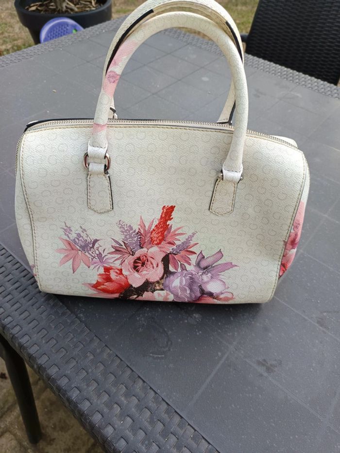 Sac guess - photo numéro 3