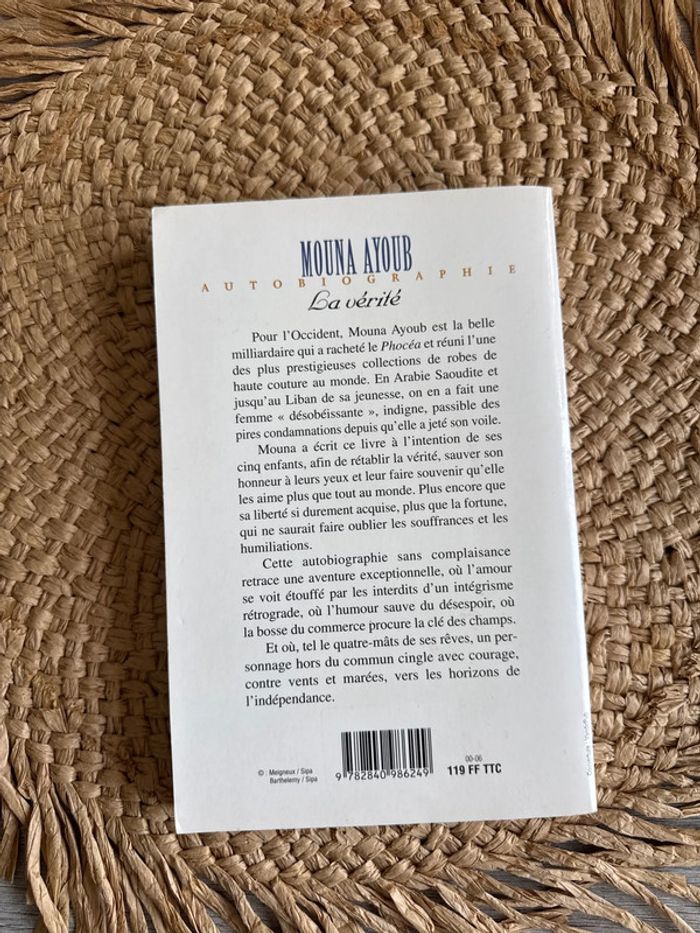 Livre la vérité Mouna ayoub - photo numéro 2