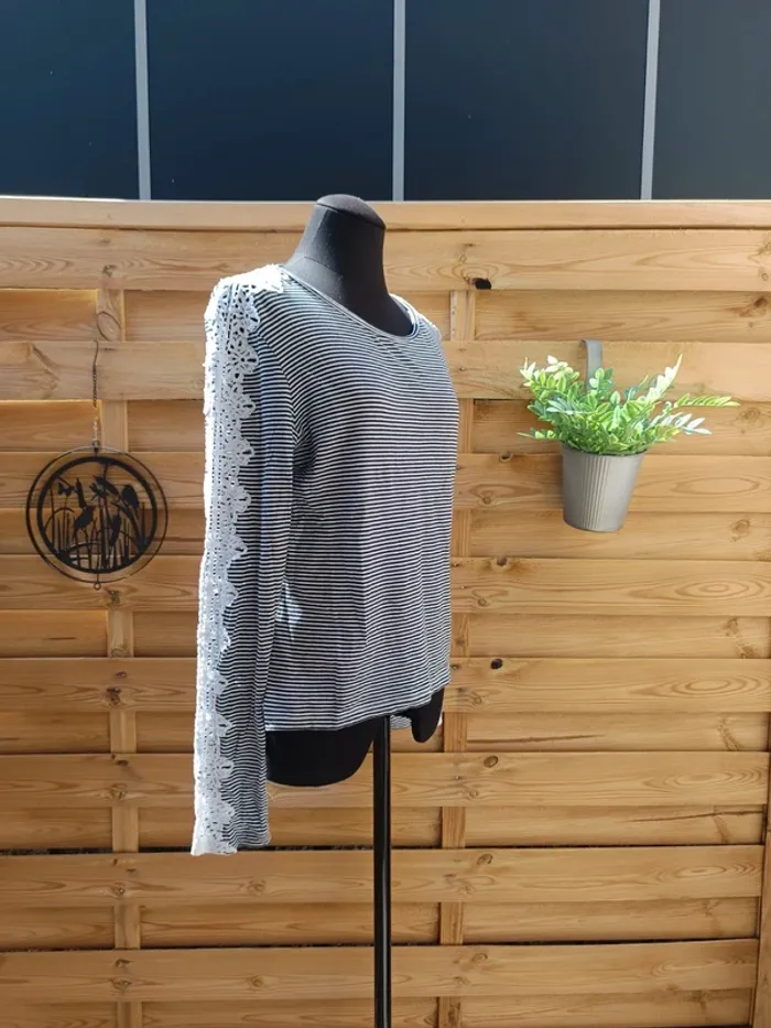 T-shirt manches crochet taille 40 - photo numéro 3
