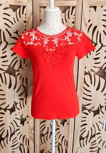 Tee shirt brodé fleurs TS/M Foresta Bella