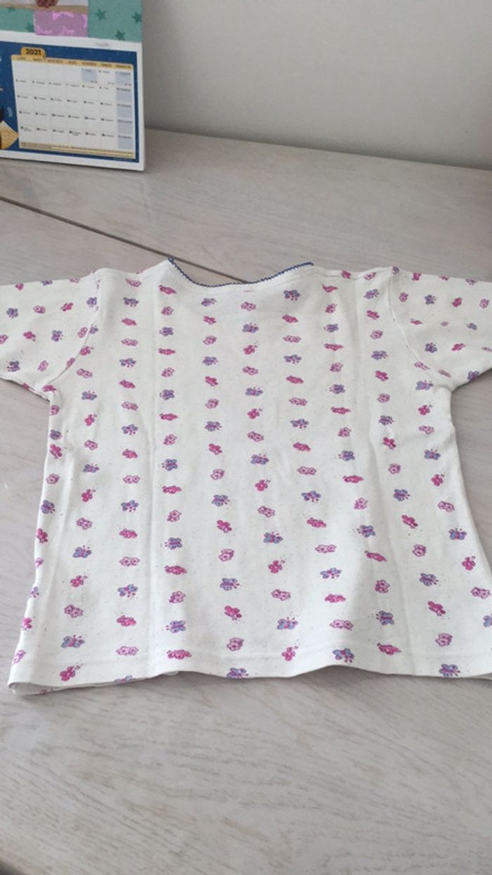 Lot 2 tee-shirts 5 ans - photo numéro 3