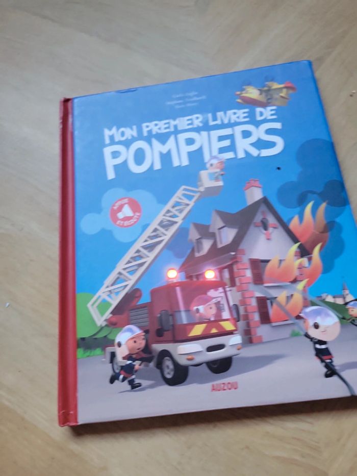 Mon premier livre de pompiers - photo numéro 4