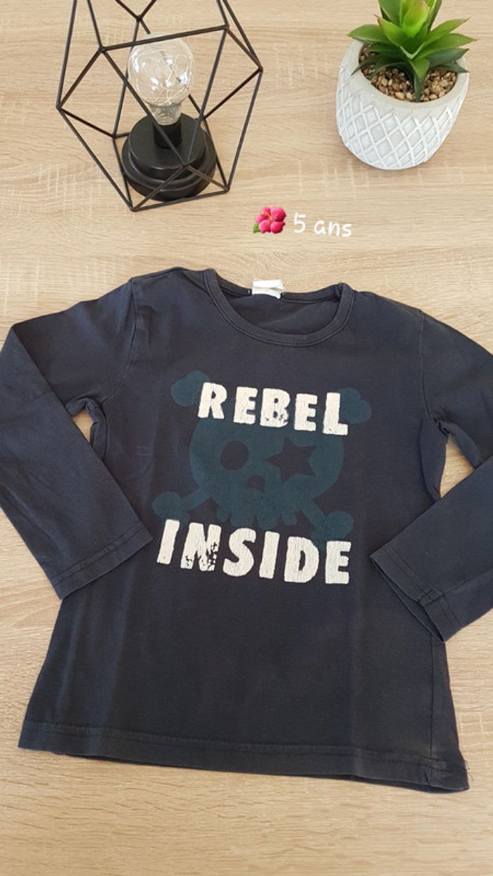 Tee shirt kiabi 5 ans