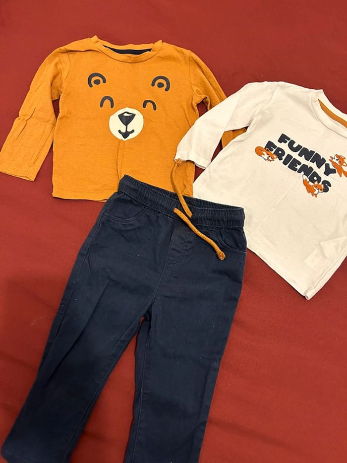 T-shirt manches longues et pantalon - photo numéro 2