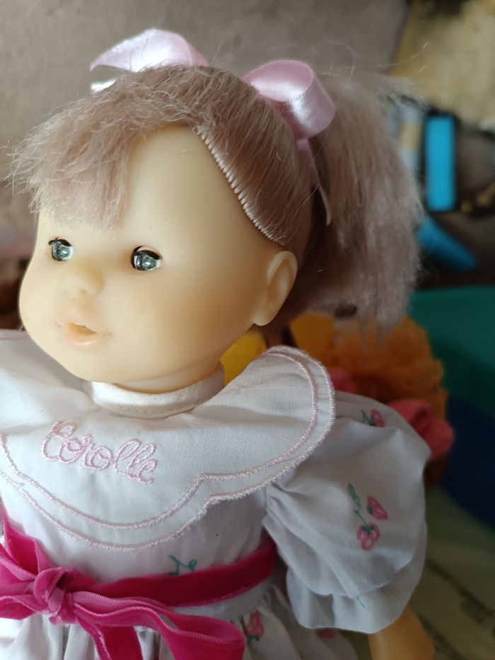 Poupée corolle