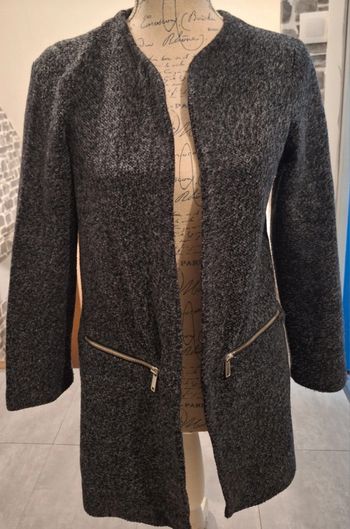 Long manteau gris sans fermeture