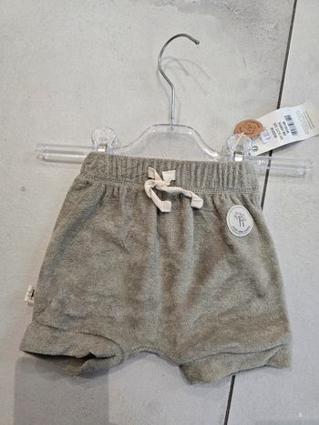 Short bébé 3/6mois