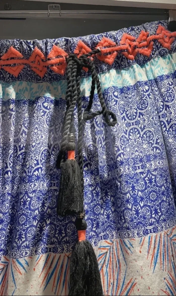 Jolie jupe coloré Kaporal taille 36-S neuve - photo numéro 3