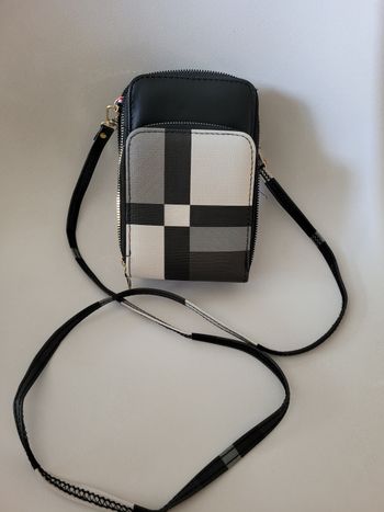 Pochette bandoulière téléphone