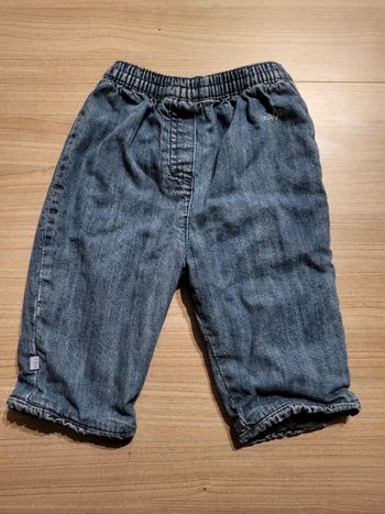 Jeans taille 6 mois (67 cm)