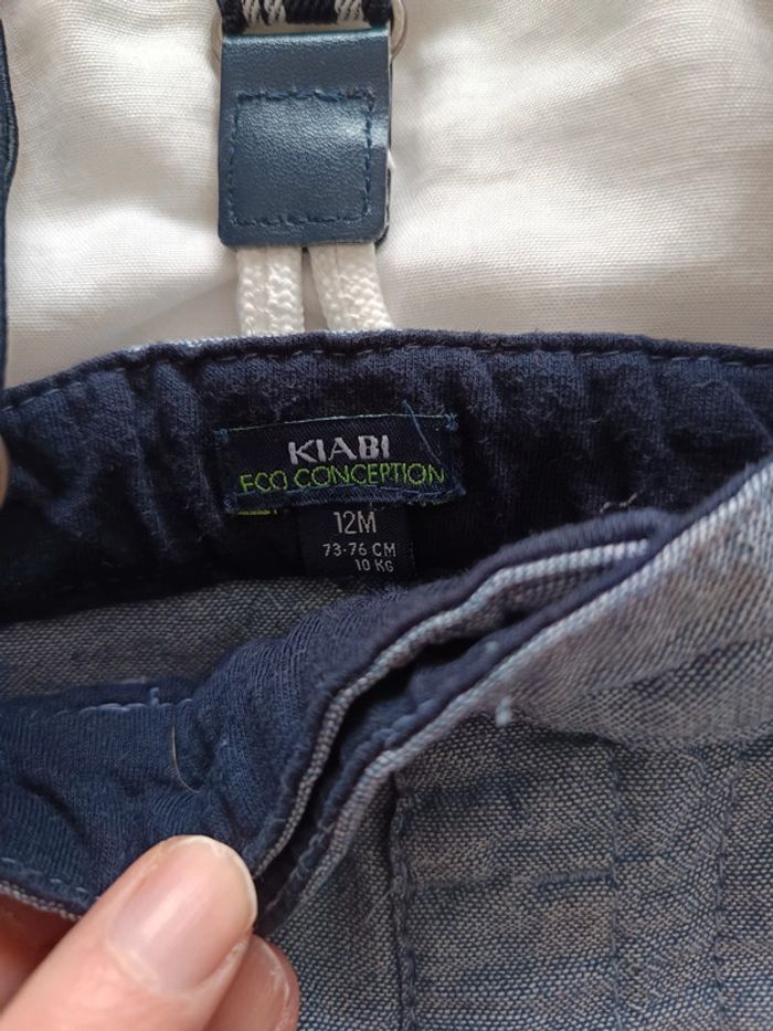 Pantalon a bretelles Kiabi 12m tbe - photo numéro 2