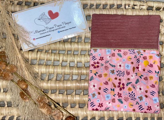 Protège carnet de santé en velours et tissu à motifs