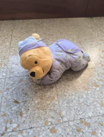 Doudou winnie mauve phosphorescent