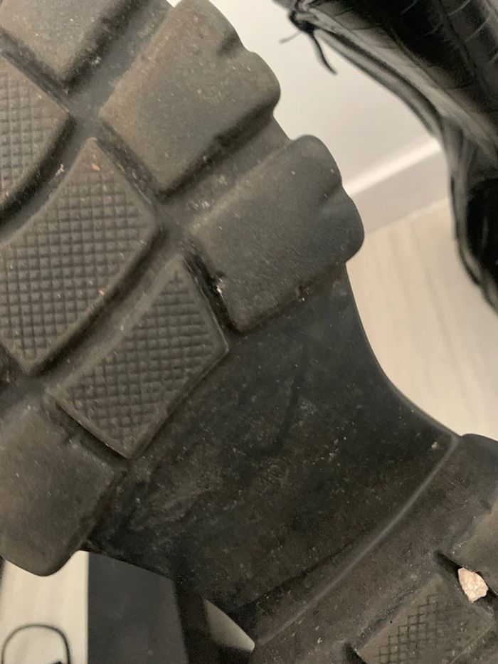 Bottines noires - photo numéro 4