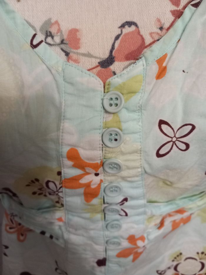 Top à fleurs - photo numéro 4