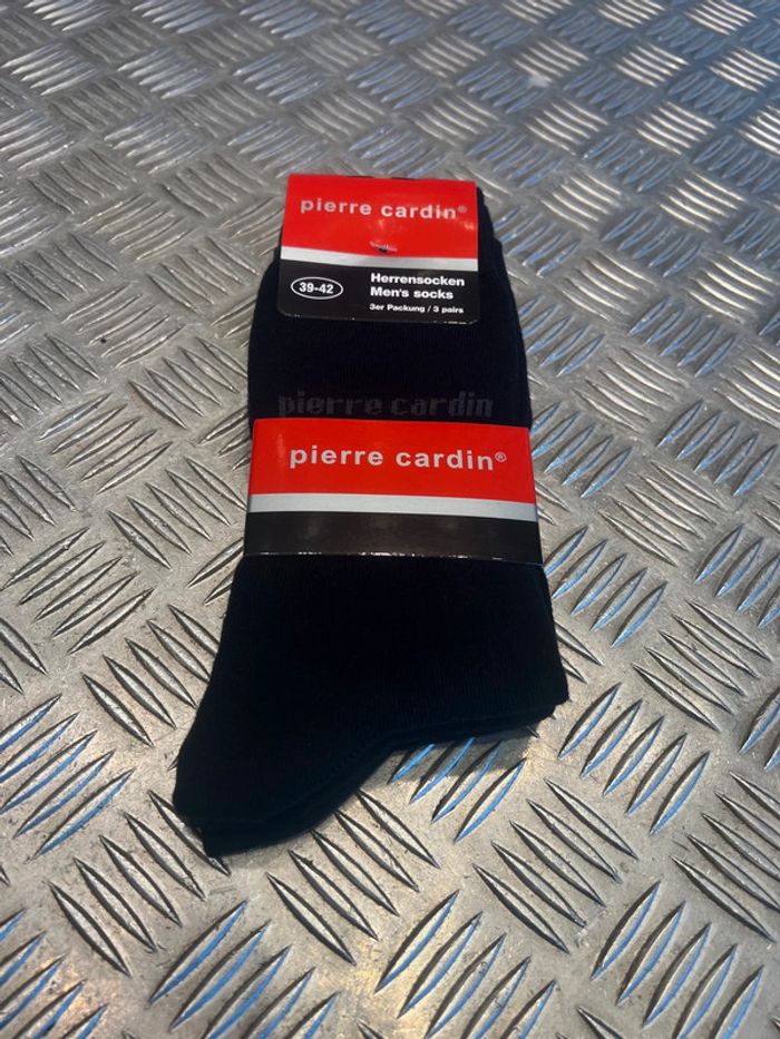 lot 12 paires de chaussettes Pierre cardin taille 39 - 42 noir neuf - photo numéro 2