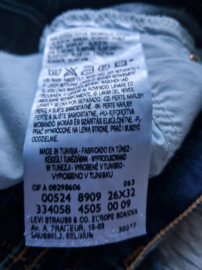 jean Levi’s W26XL32 femme taille 32 - photo numéro 7