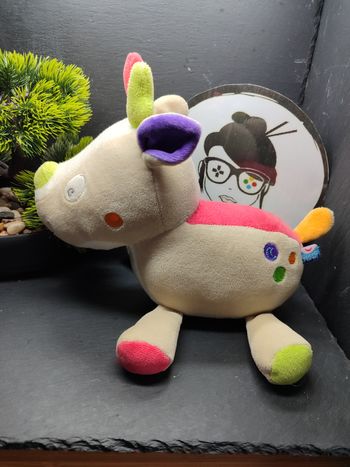 Peluche cerf Renne biche sucre d'orge beige orange vert violet plat Lune Étoile 