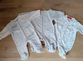 Lot 3 pyjamas velours fille 1 mois
