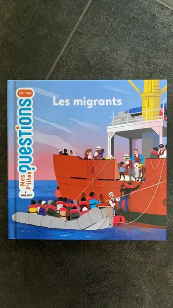 Livre mes p’tites questions les migrants