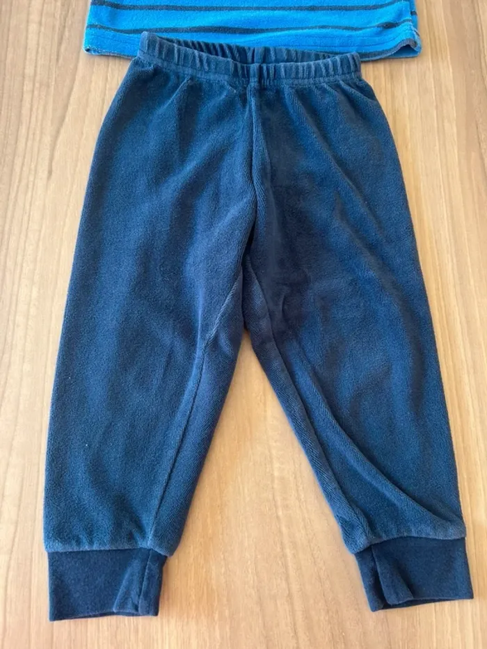 Pyjama velour 2 ans pat patrouille - photo numéro 3