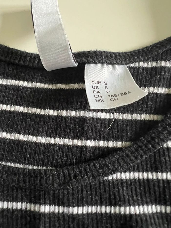 Robe moulante 3/4 - photo numéro 2