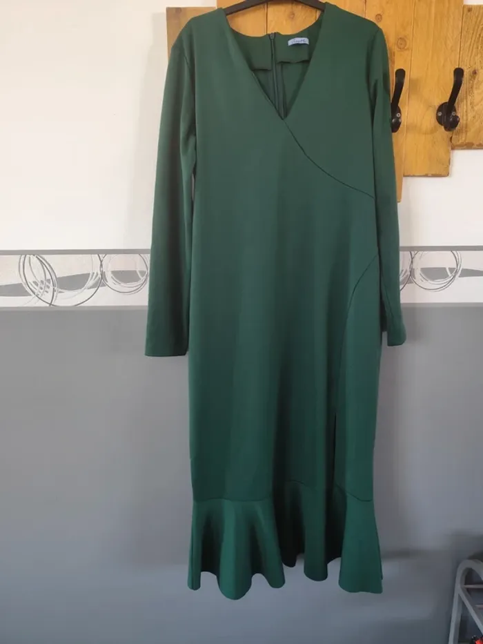 Robe longue col v