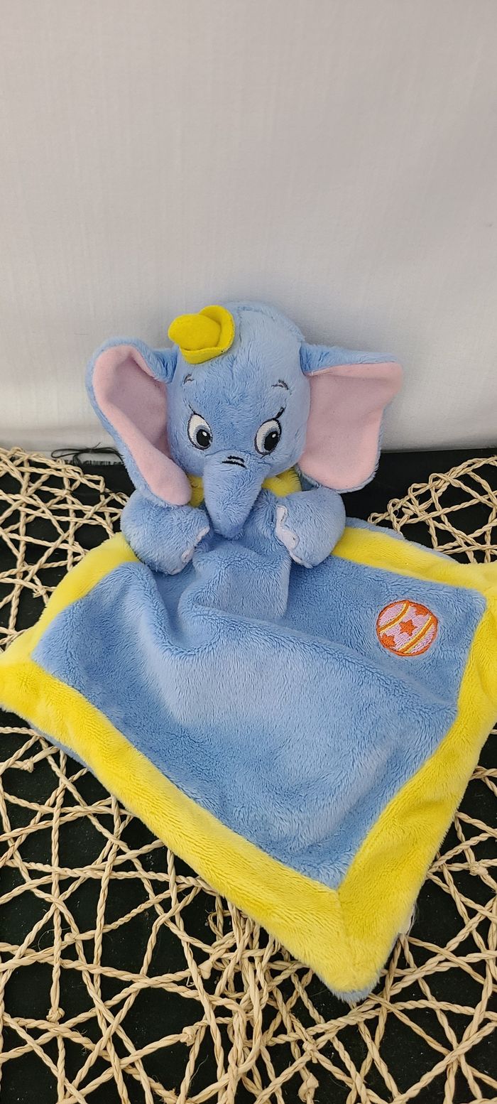 Peluche disney doudou dumbo - photo numéro 3