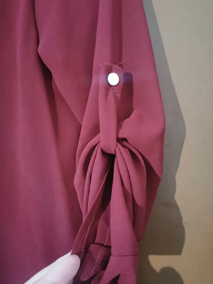 Robe courte bordeau - photo numéro 4