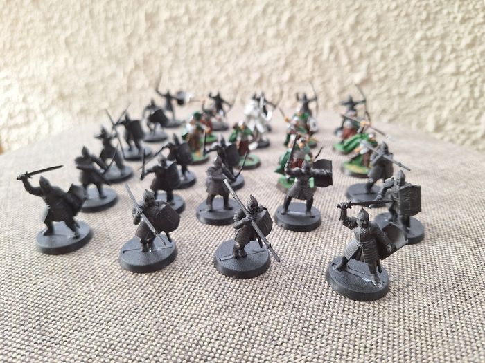 29 figurines Warhammer - photo numéro 2