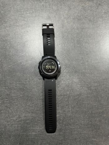 Montre tactique militaire noire