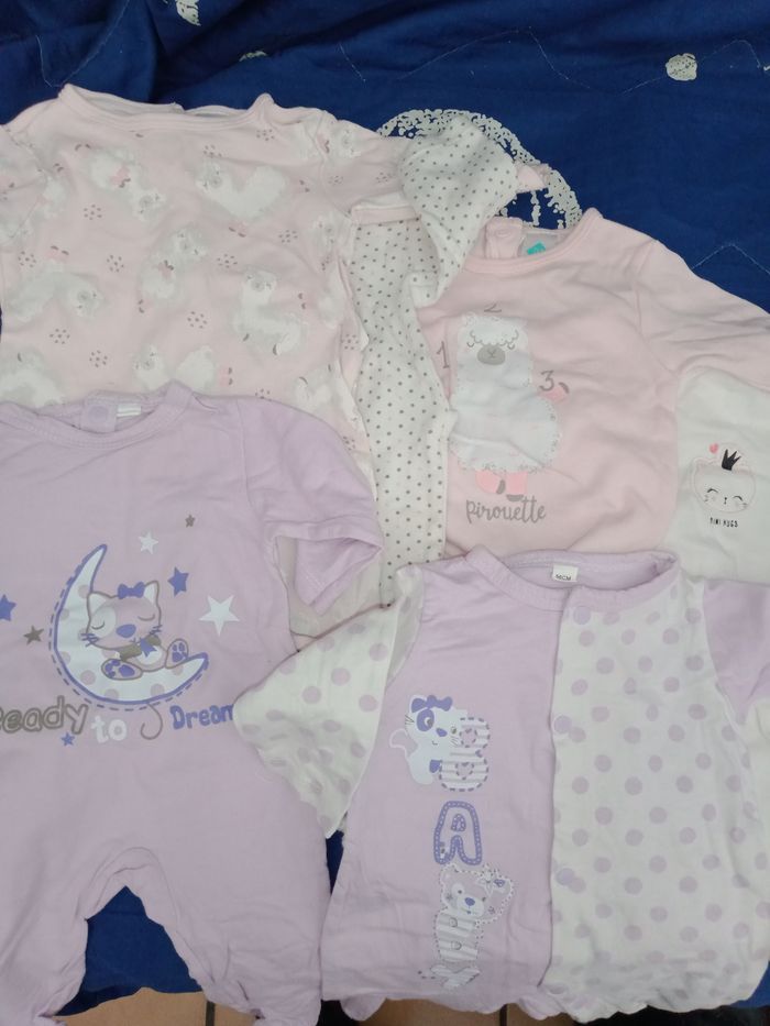 Pyjama comme neuf - photo numéro 10