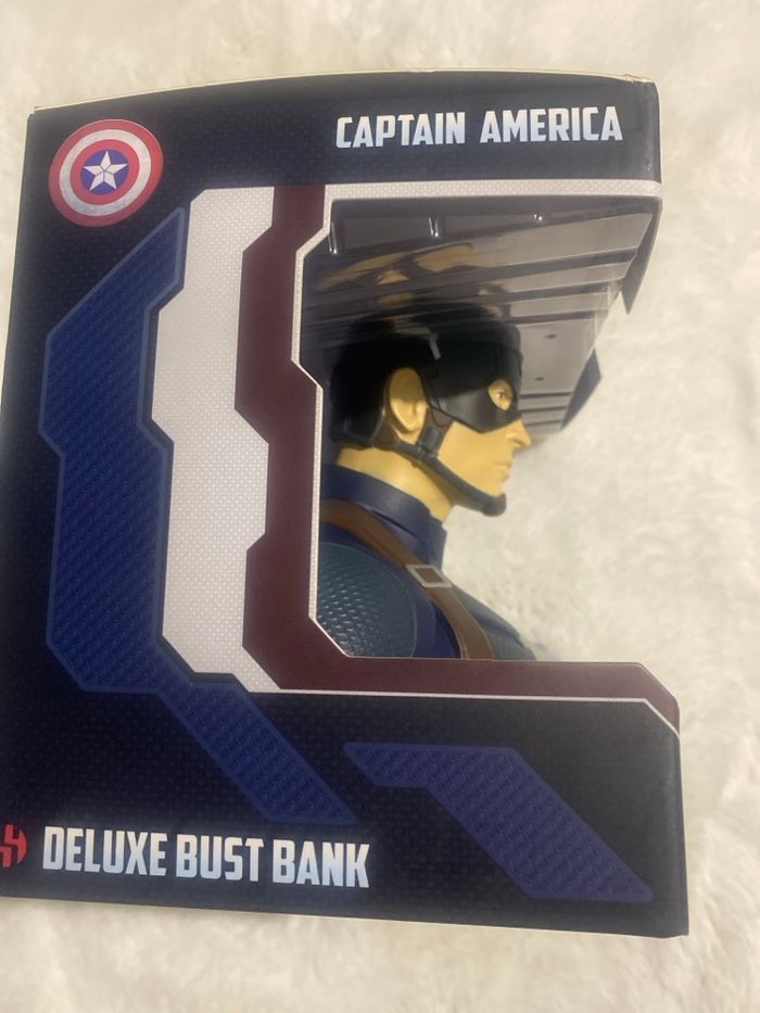 Tirelire Buste Marvel Captain America Édition Deluxe 25 cm - photo numéro 2