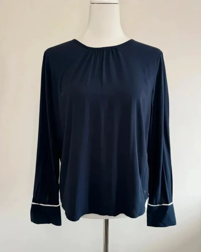 Magnifique blouse Tommy Hilfiger femme très légère marine taille S