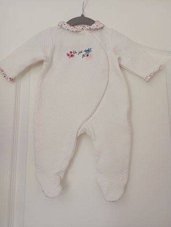 Pyjama blanc fleurie 