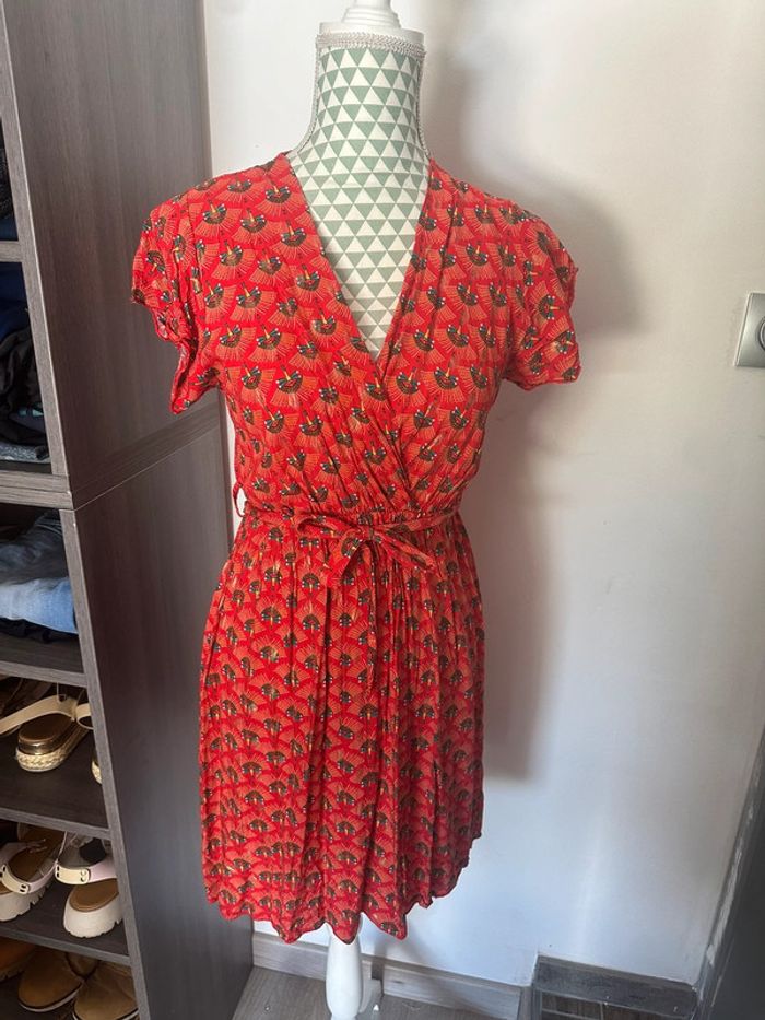 Robe rouge motifs - photo numéro 2