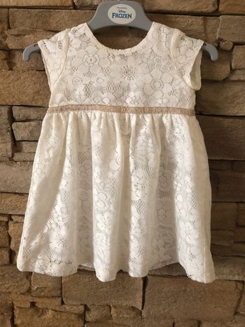 Magnifique robe crème 3-6 mois Benetton Baby