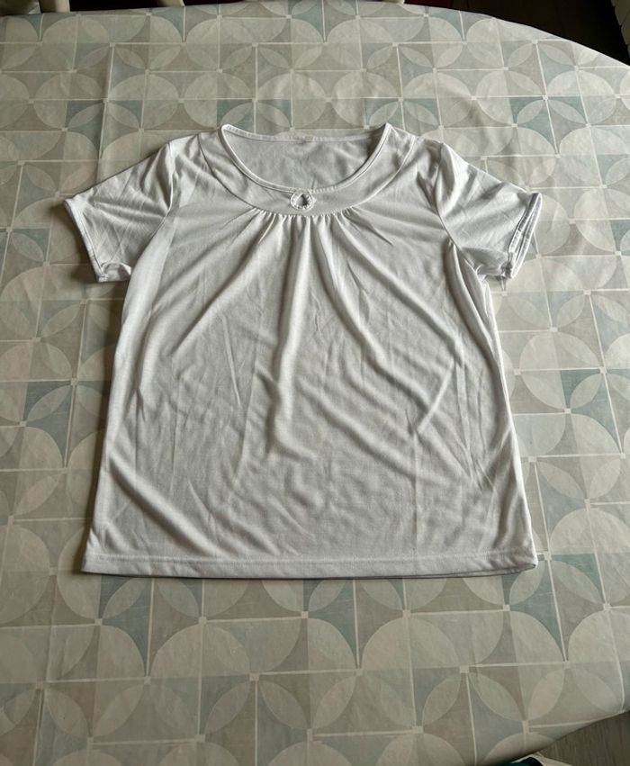 T shirt femme - L / 40 - en très bon état