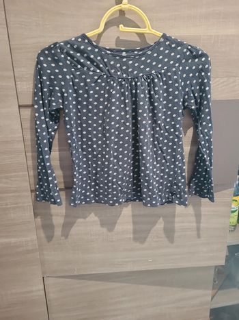 T-shirt manches longues à pois, taille 8 ans
