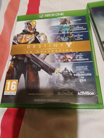 Lot de 2 jeux Xbox one Destiny 1 et 2.