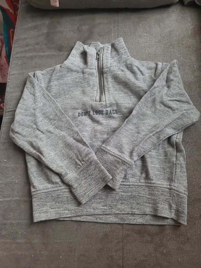 Pull gris garçon