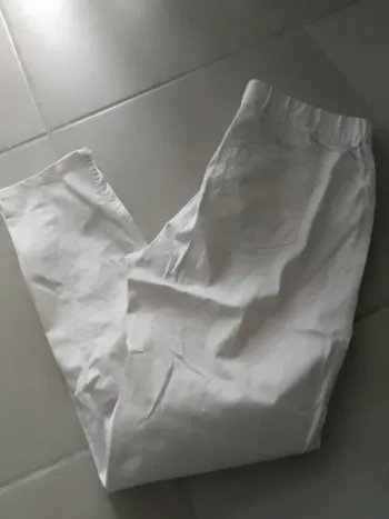 Pantalon blanc taille 40